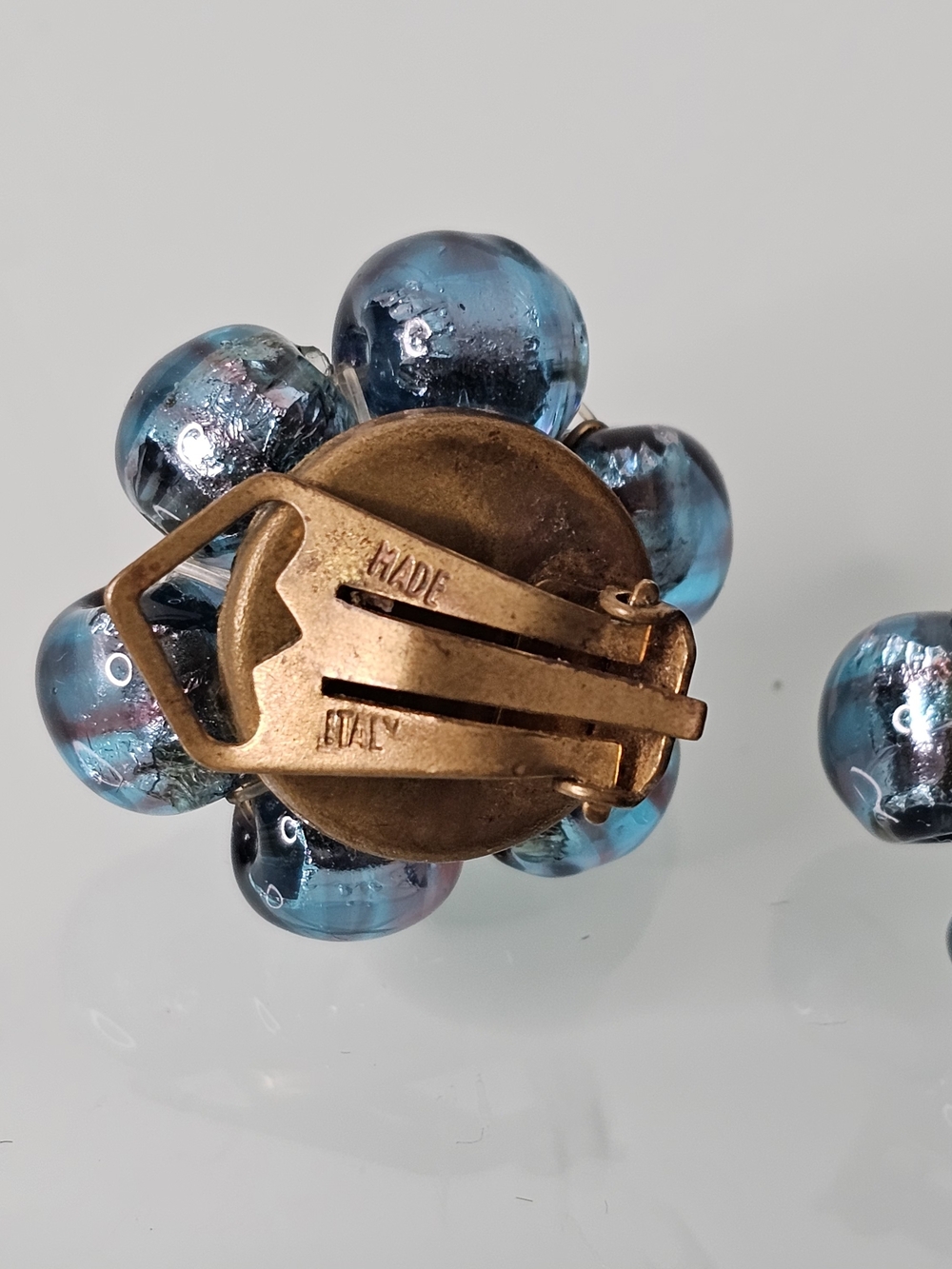 Vintage Blue Beaded Cluster Clip Earrings 1960s-70s Made in Italy - Picture 6 of 11